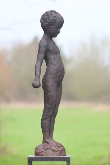 sculpture by brian alabaster